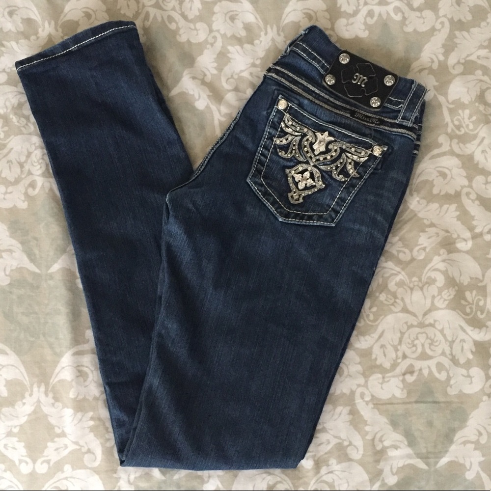 Miss Me Easy Skinny Jeans Size 26 EUC